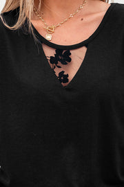 Camiseta de cuello redondo con patchwork de encaje floral negro