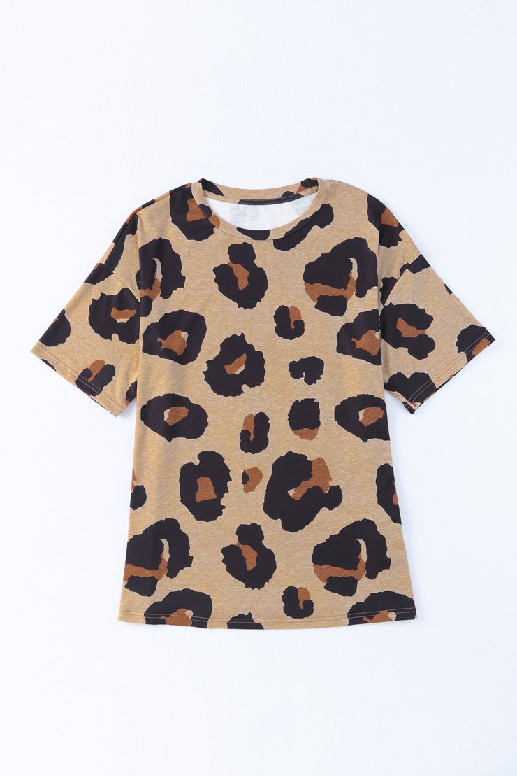 Camiseta holgada con estampado de leopardo para novio