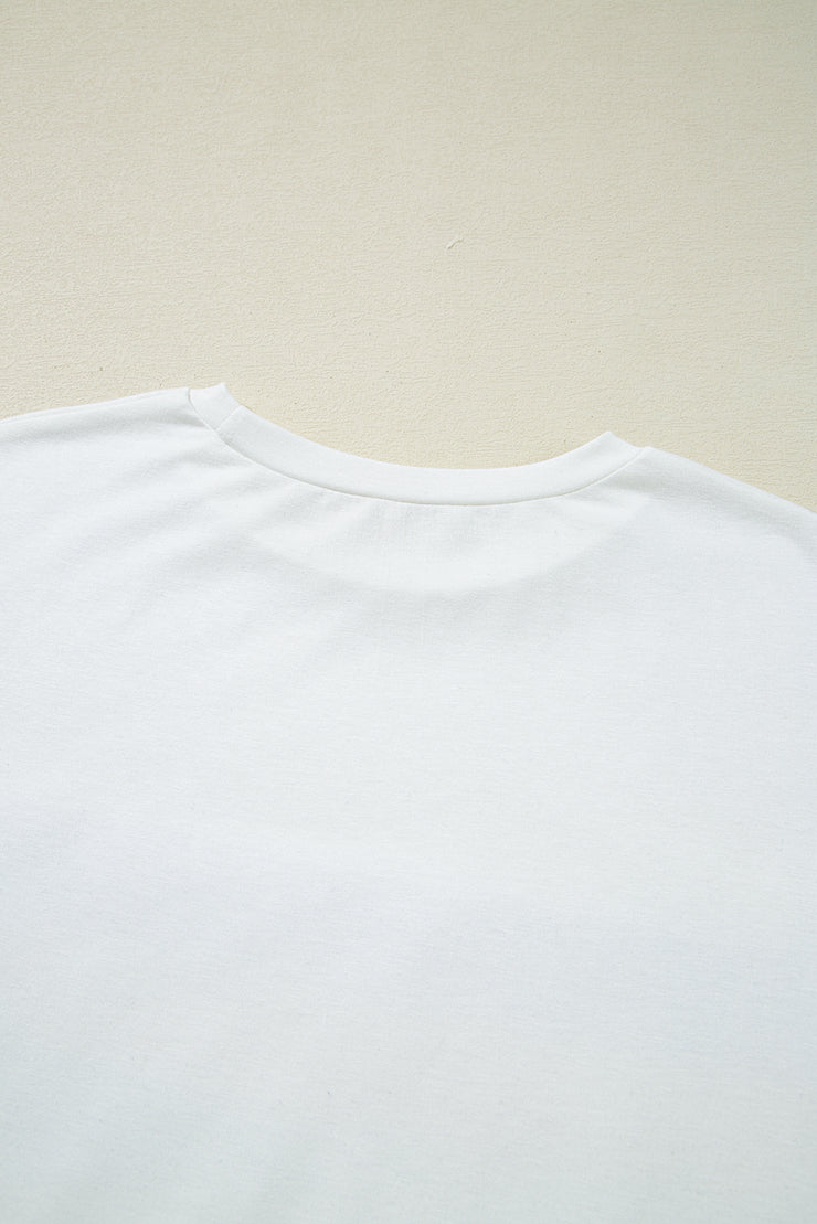 Camiseta de cuello redondo con parches de rayas y lentejuelas blancas para Mardi Gras