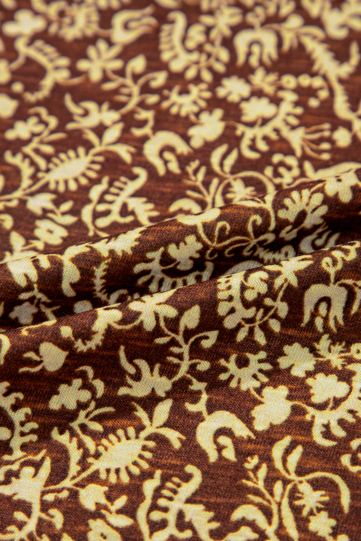 Top de tirantes fluido con estampado de patchwork y canesú de punto con ojales en marrón