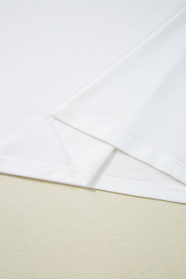 Camiseta de cuello redondo con parches de rayas y lentejuelas blancas para Mardi Gras