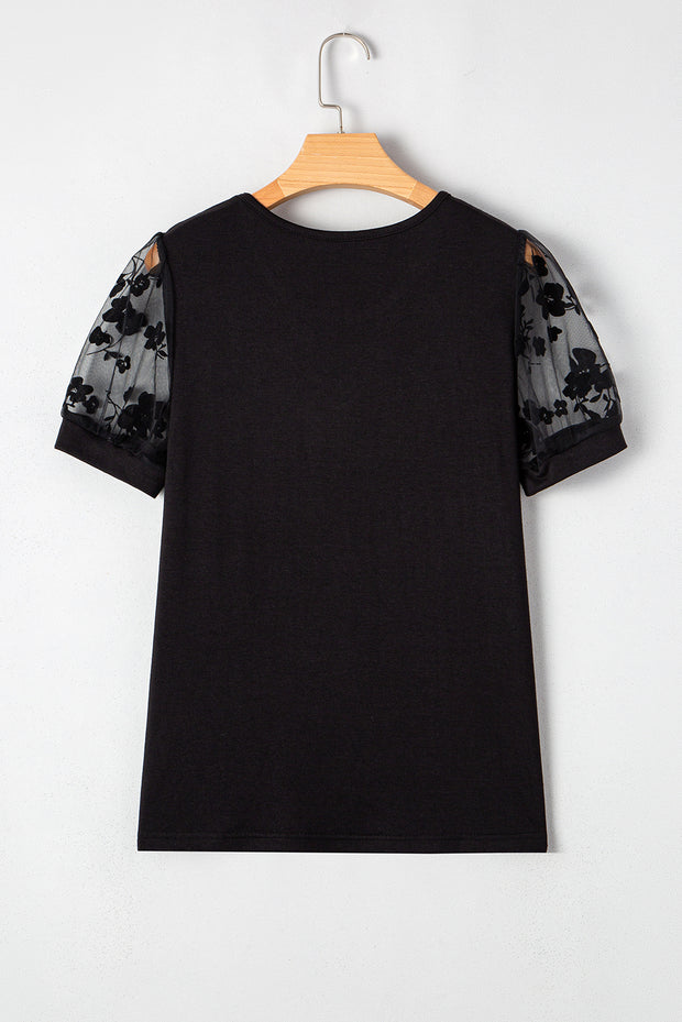 Camiseta de cuello redondo con patchwork de encaje floral negro