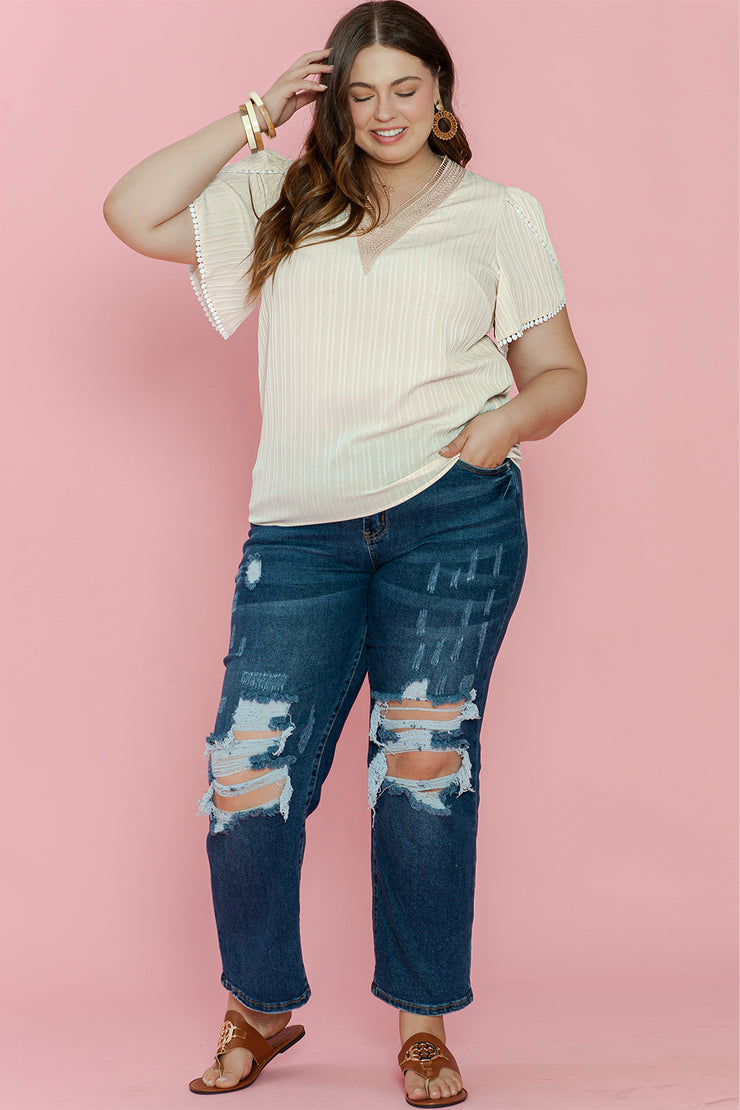 Chemisier beige à manches pétales en dentelle guipure contrastée