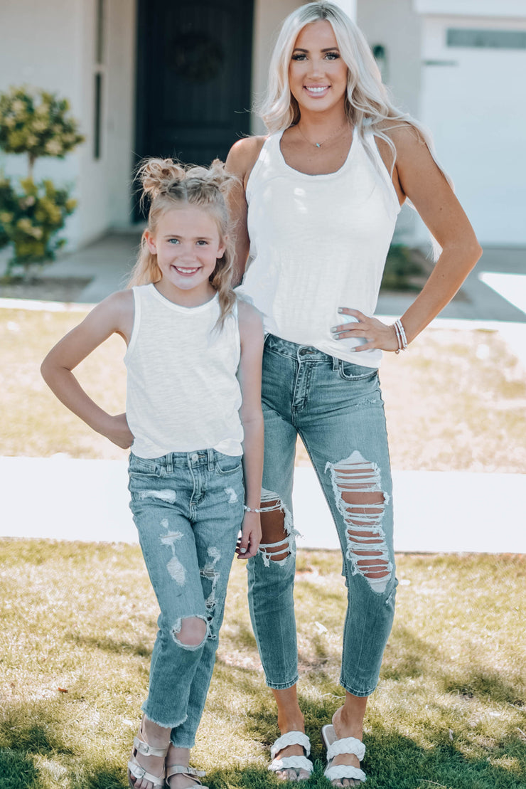 Top básico de tirantes liso con cuello redondo blanco